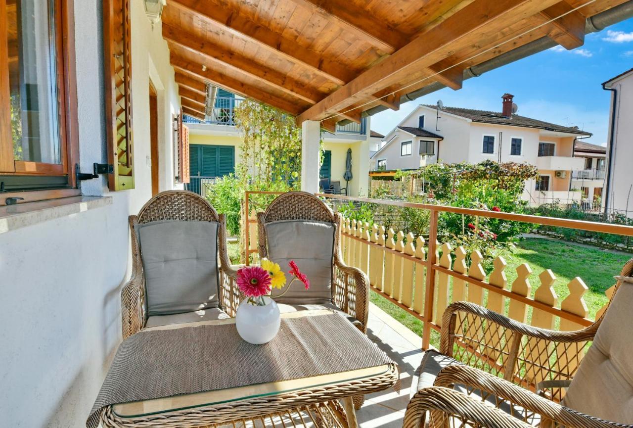 Adriatico Bungalow Пореч Экстерьер фото