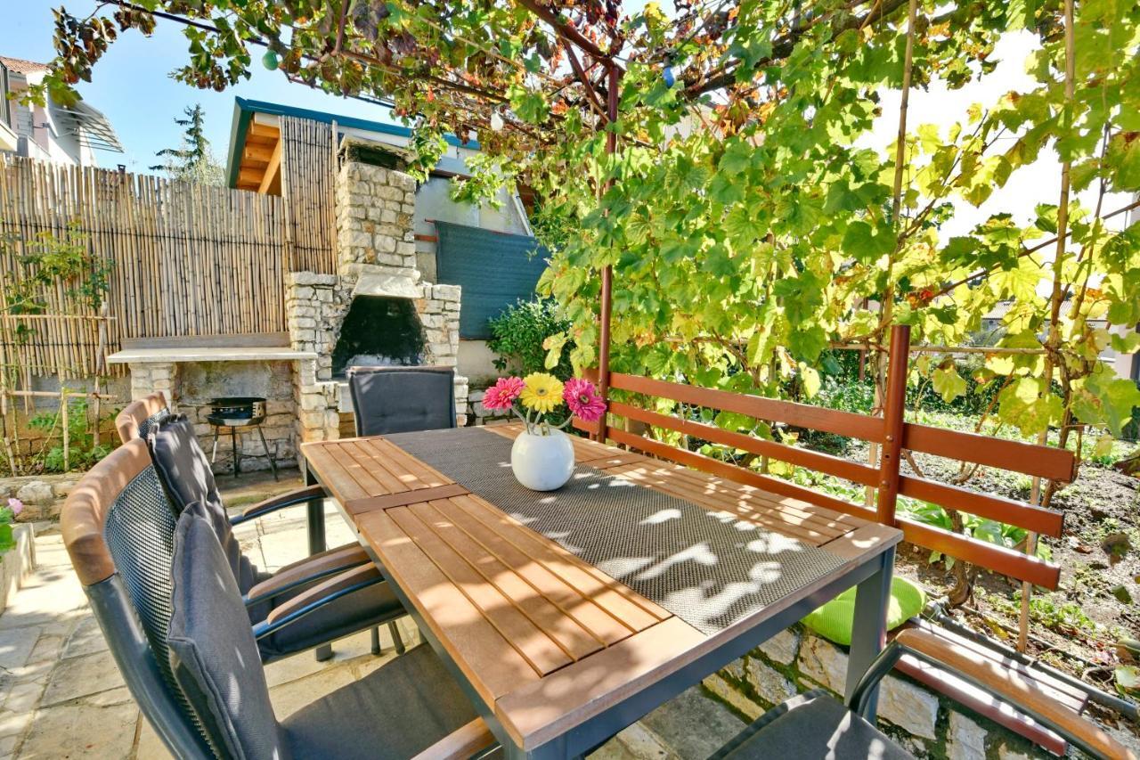 Adriatico Bungalow Пореч Экстерьер фото